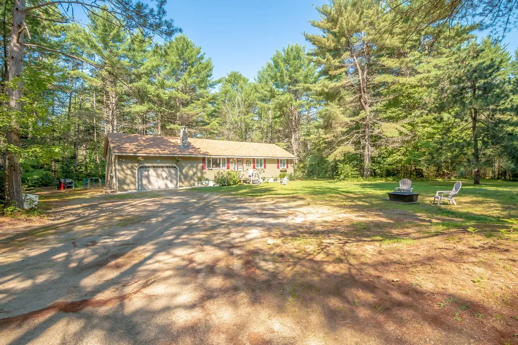 19 Baker Circle Fryeburg ME 04037