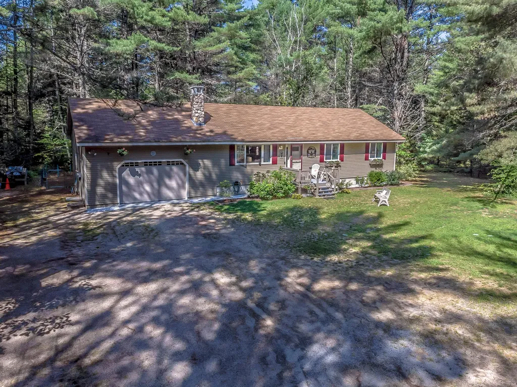 19 Baker Circle Fryeburg ME 04037