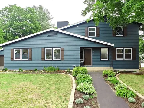 95 Davis Avenue Auburn ME 04210