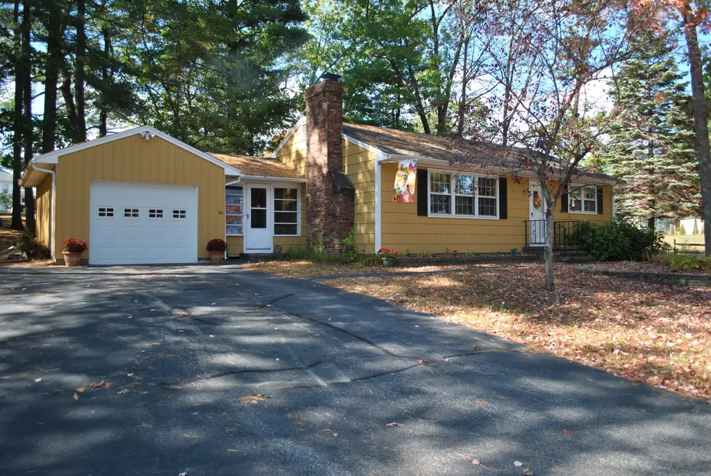 24 Maurice Avenue Sanford ME 04073