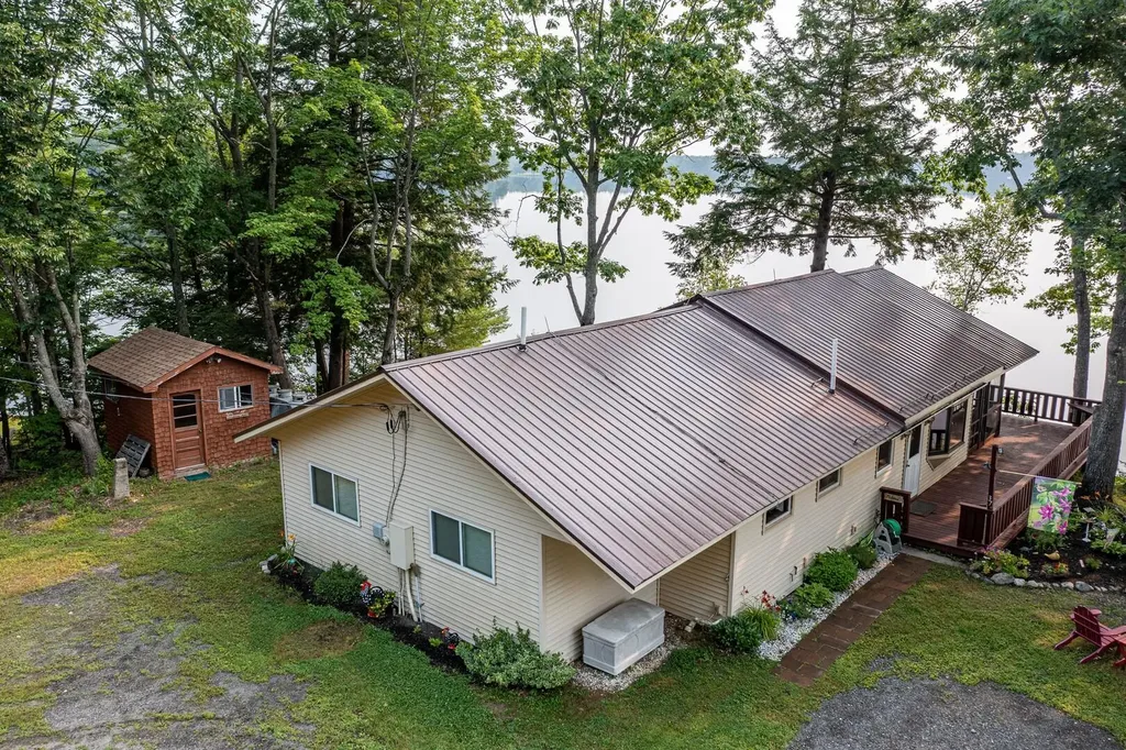 37 Williams Road Vassalboro ME 04989