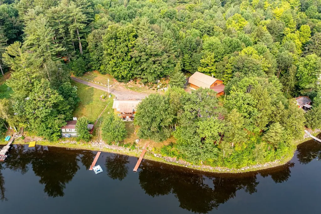 37 Williams Road Vassalboro ME 04989