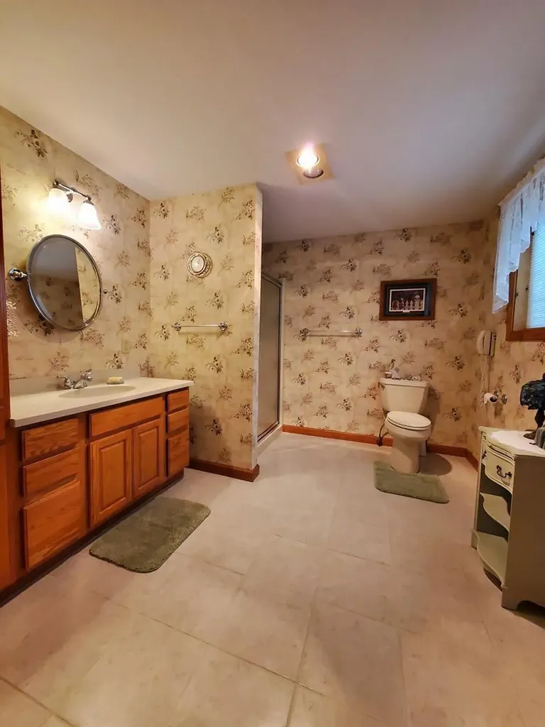37 Williams Road Vassalboro ME 04989