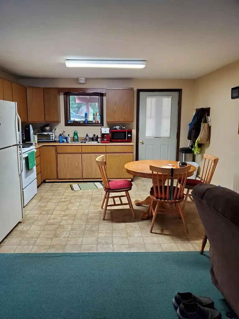 37 Williams Road Vassalboro ME 04989