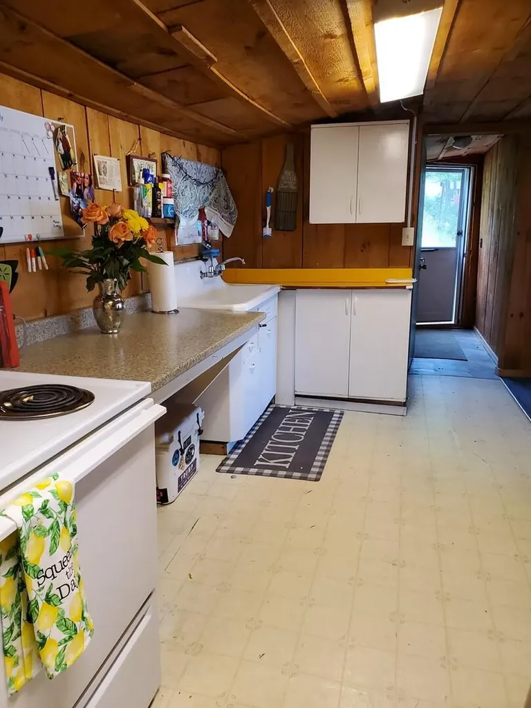 37 Williams Road Vassalboro ME 04989