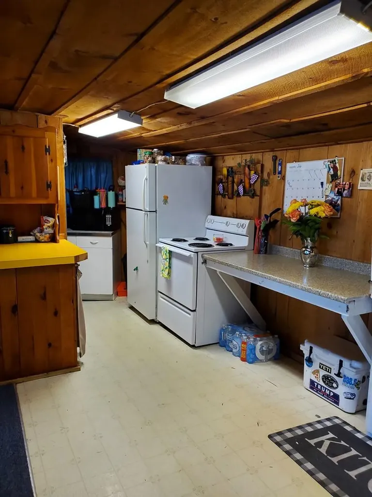 37 Williams Road Vassalboro ME 04989
