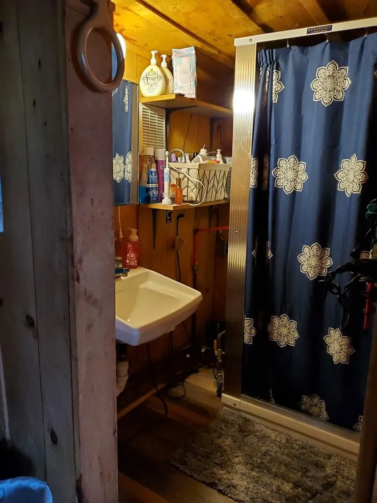 37 Williams Road Vassalboro ME 04989