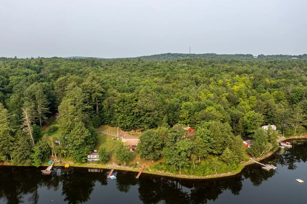 37 Williams Road Vassalboro ME 04989