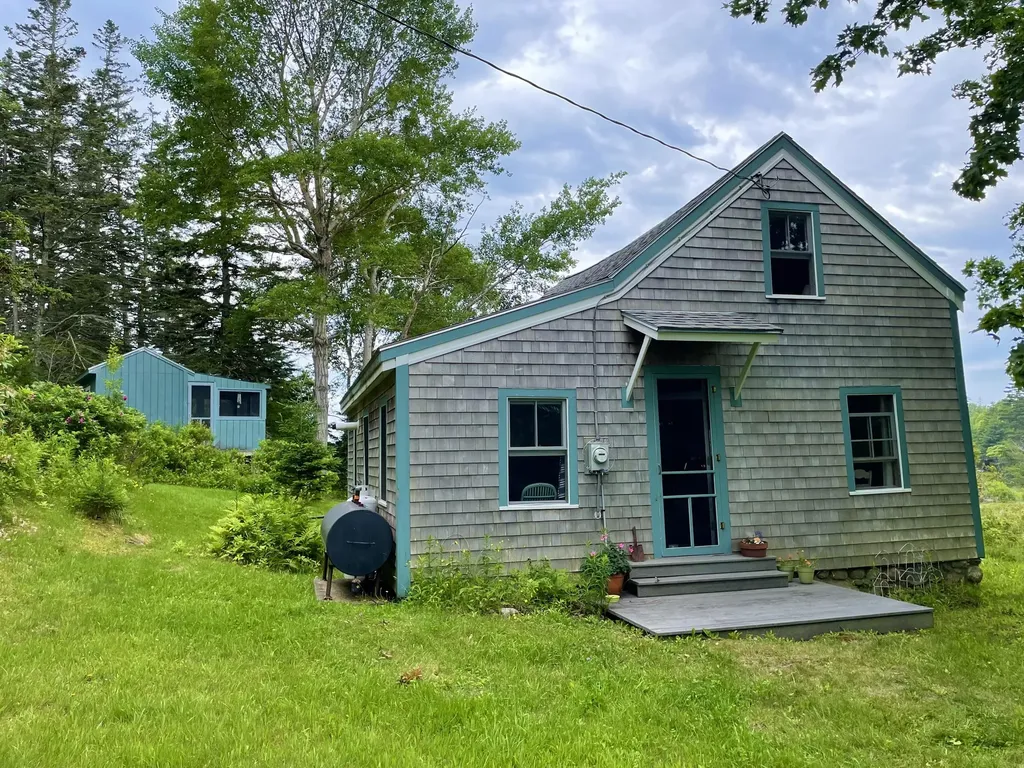 168 Old Harbor Road Vinalhaven ME 04863