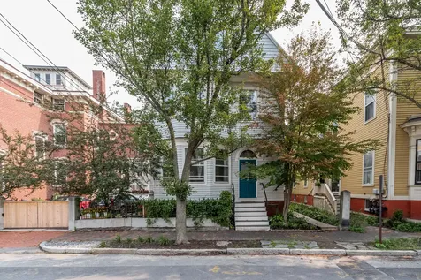 19 Lewis Street Portland ME 04102