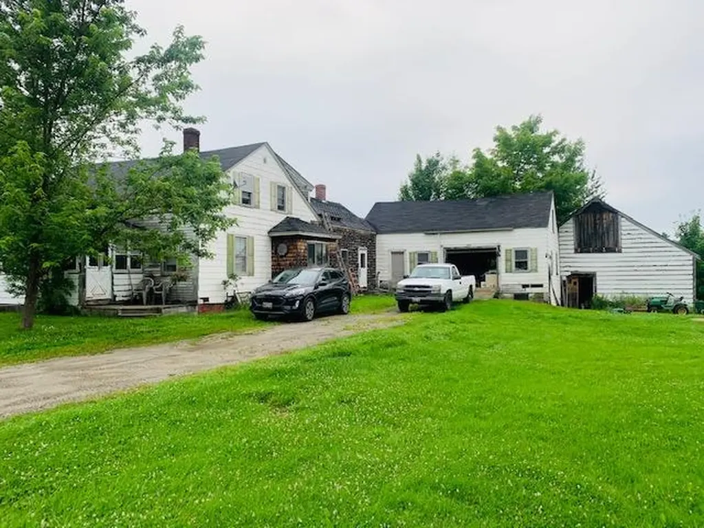 340 Cushman Road Winslow ME 04901