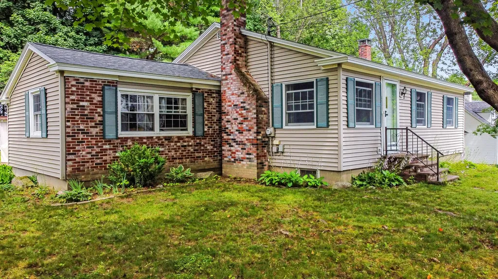 37 Highland Avenue Augusta ME 04330