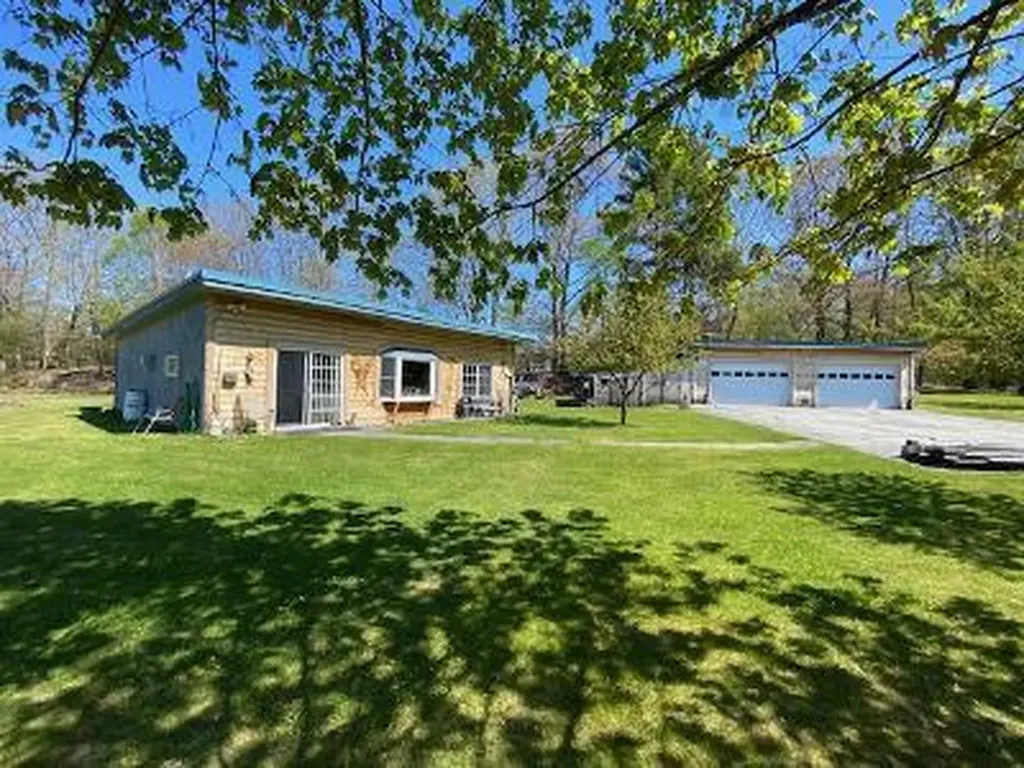 479 Bean Road Mount Vernon ME 04352
