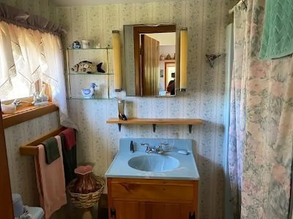 479 Bean Road Mount Vernon ME 04352