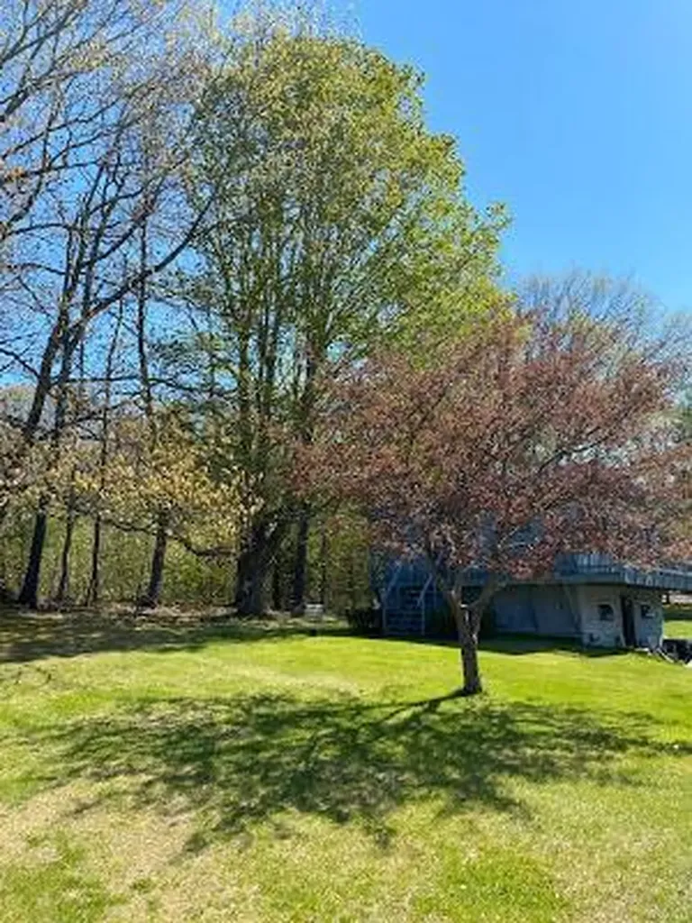 479 Bean Road Mount Vernon ME 04352
