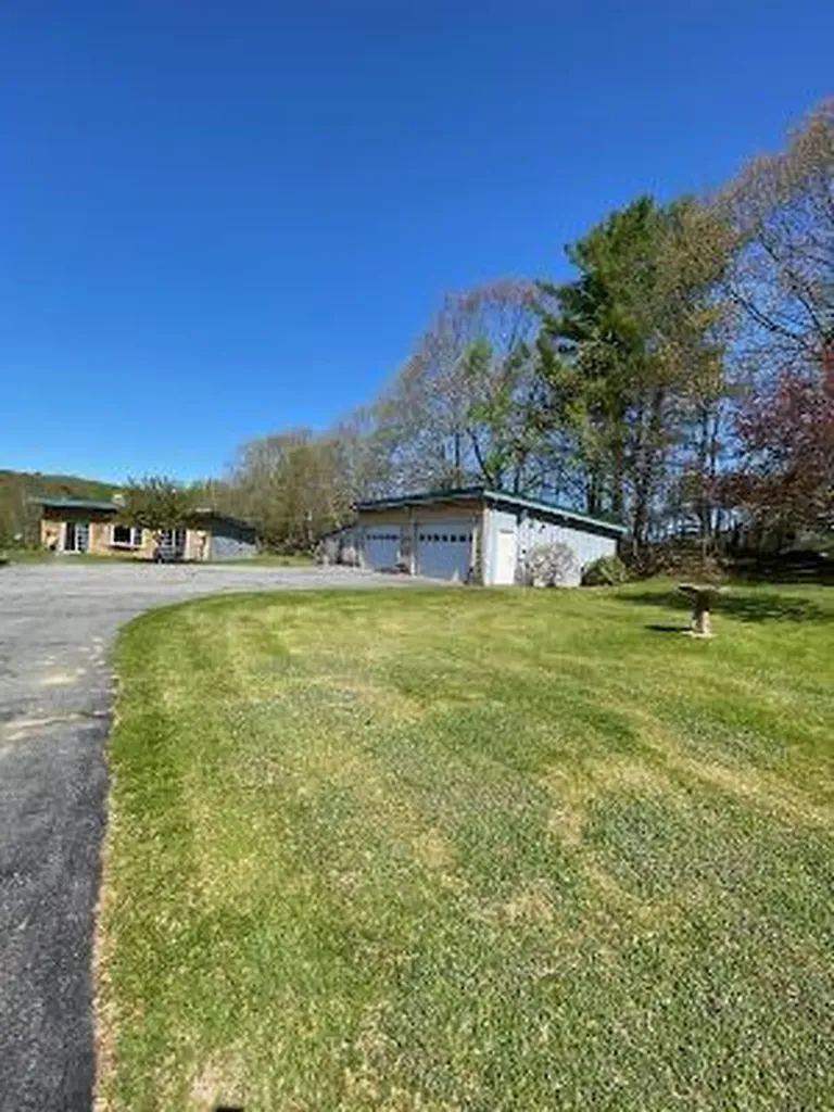 479 Bean Road Mount Vernon ME 04352