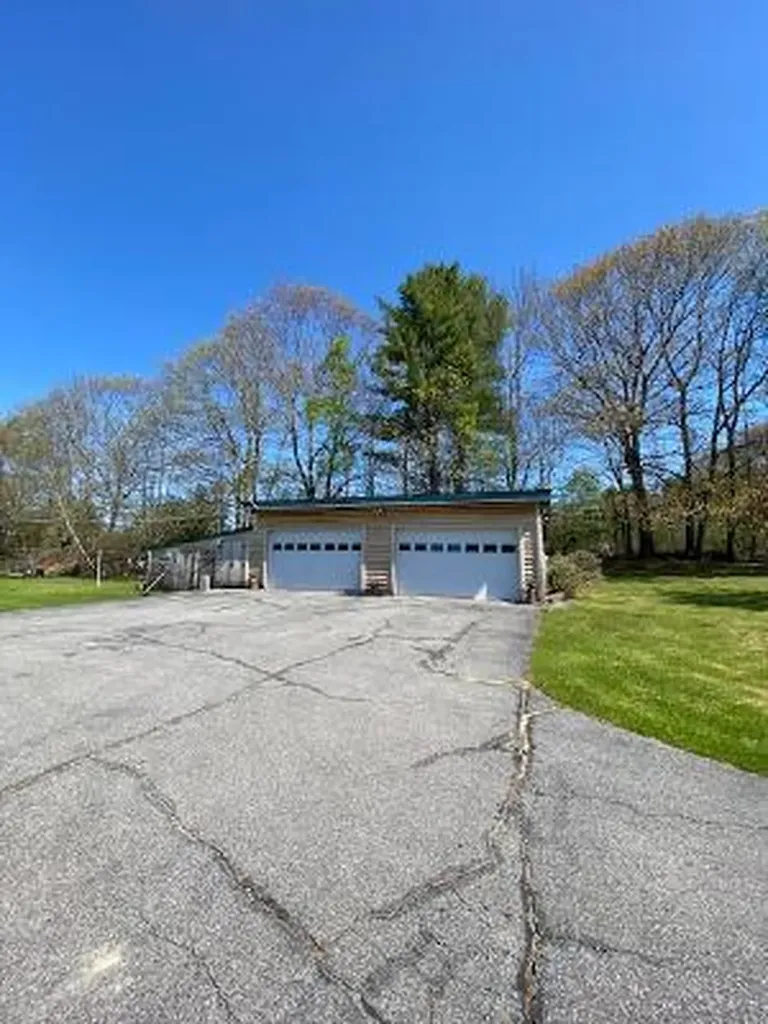 479 Bean Road Mount Vernon ME 04352