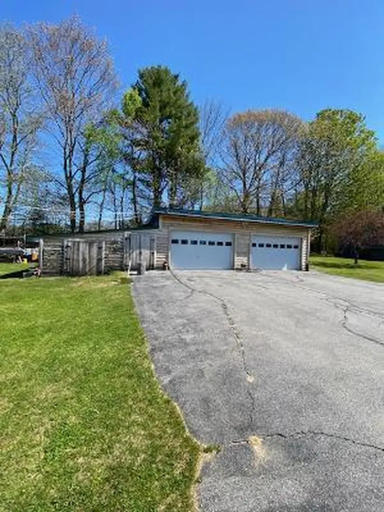 479 Bean Road Mount Vernon ME 04352