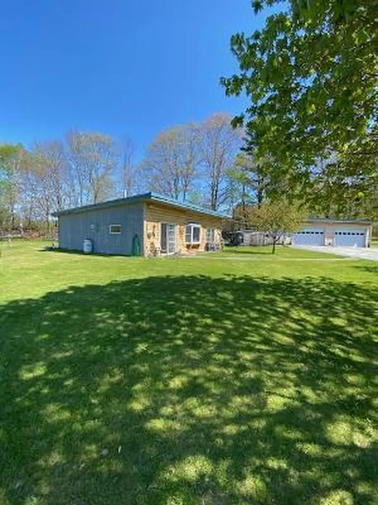 479 Bean Road Mount Vernon ME 04352