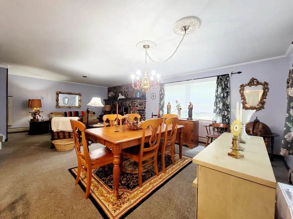 741 Airline Road Clifton ME 04428