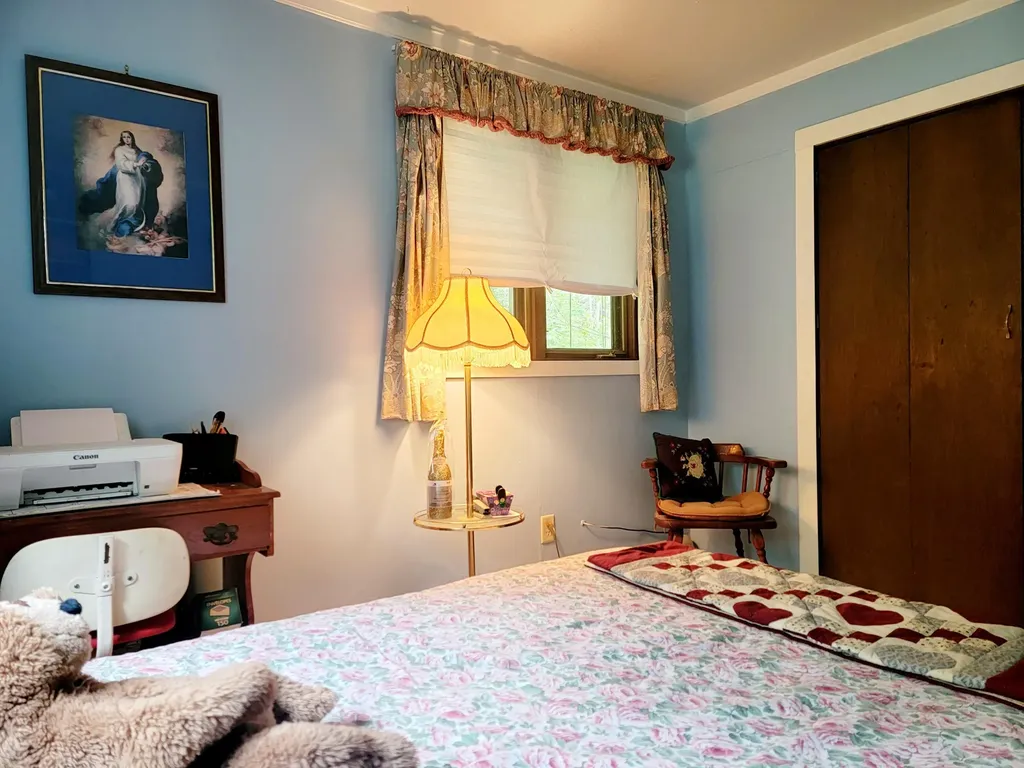 741 Airline Road Clifton ME 04428