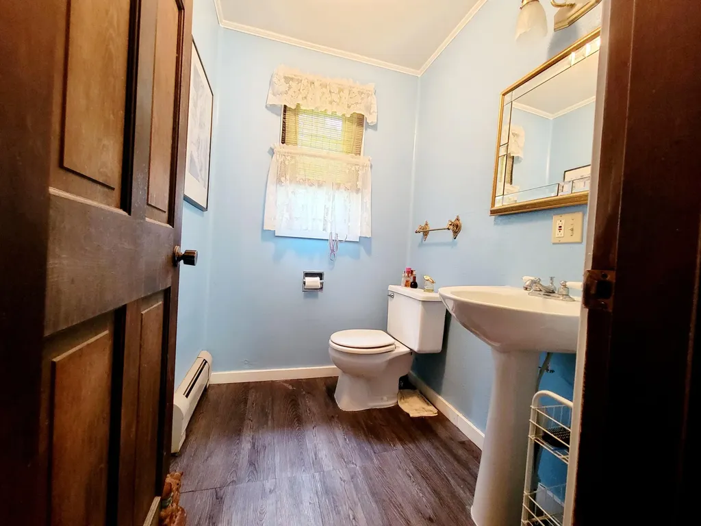 741 Airline Road Clifton ME 04428