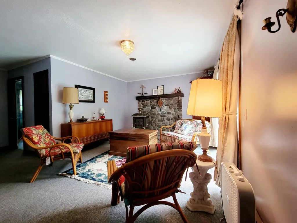 741 Airline Road Clifton ME 04428