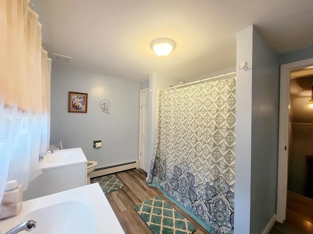 741 Airline Road Clifton ME 04428