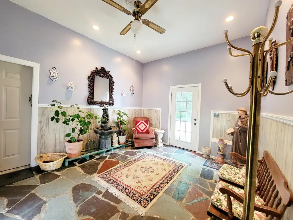 741 Airline Road Clifton ME 04428