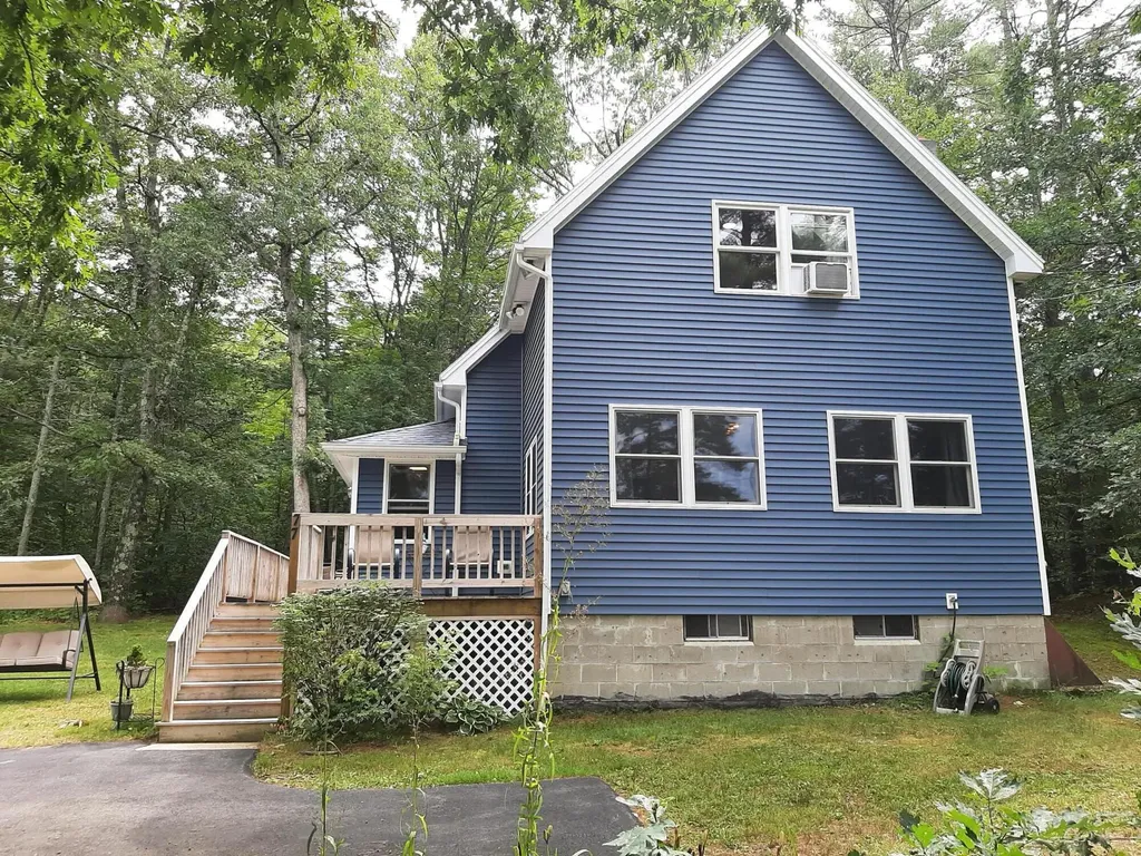 77 Javica Lane Sanford ME 04073