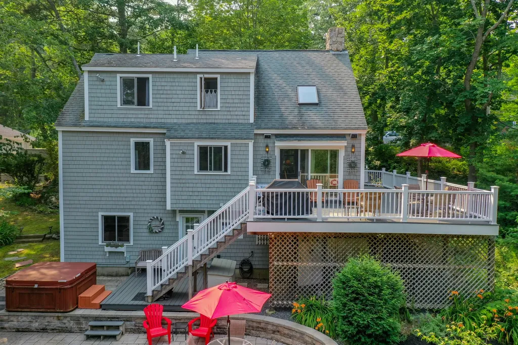 158 Highland Avenue Ogunquit ME 03907