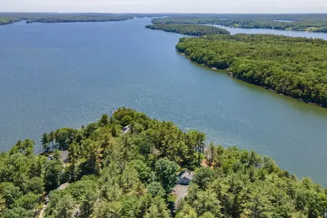 211 Youngs Point Road Wiscasset ME 04578