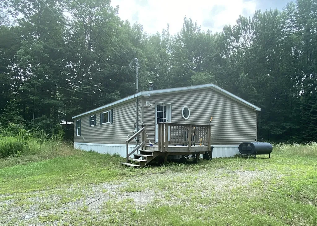 37 Bog Road Vassalboro ME 04989