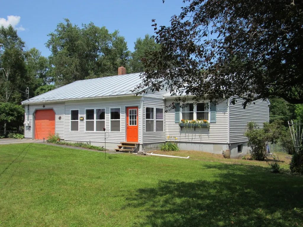 476 Waterville Road Skowhegan ME 04976