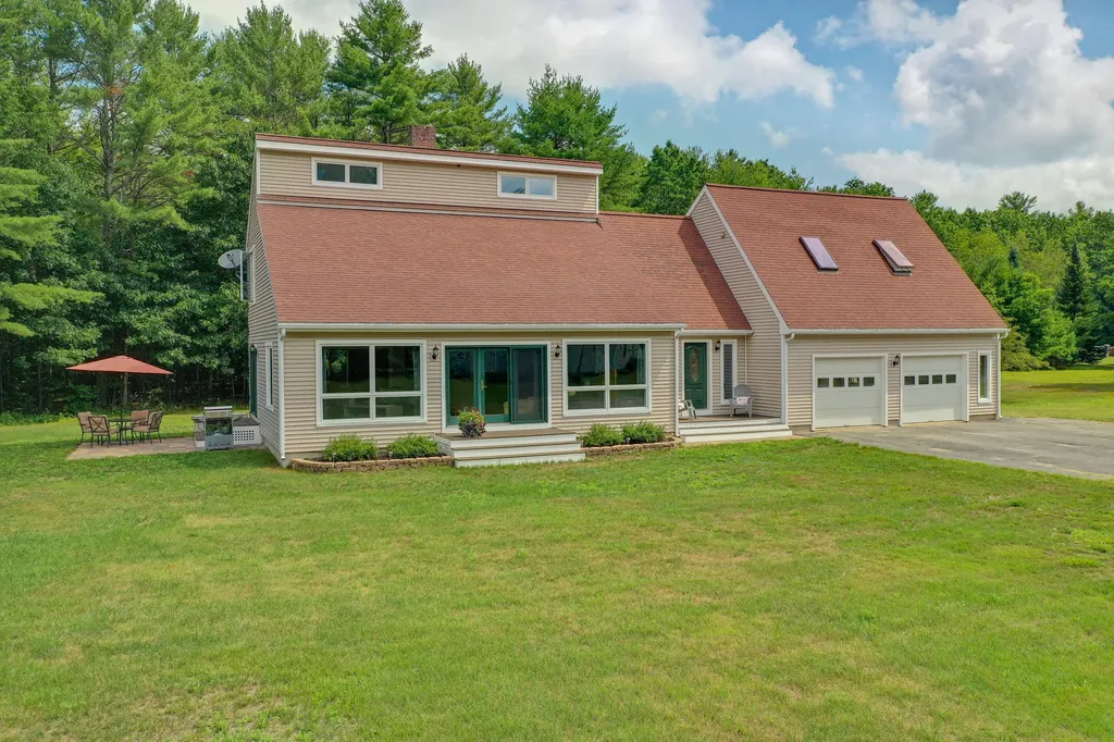 93 Page Road Windham ME 04062