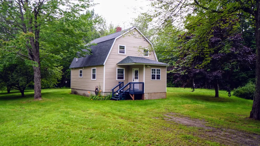 480 Mutton Lane Clinton ME 04927