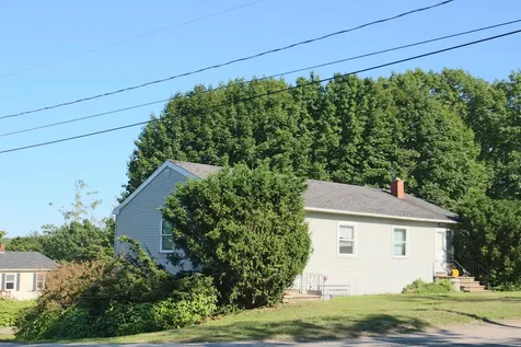 142 Ingraham Drive Owls Head ME 04854