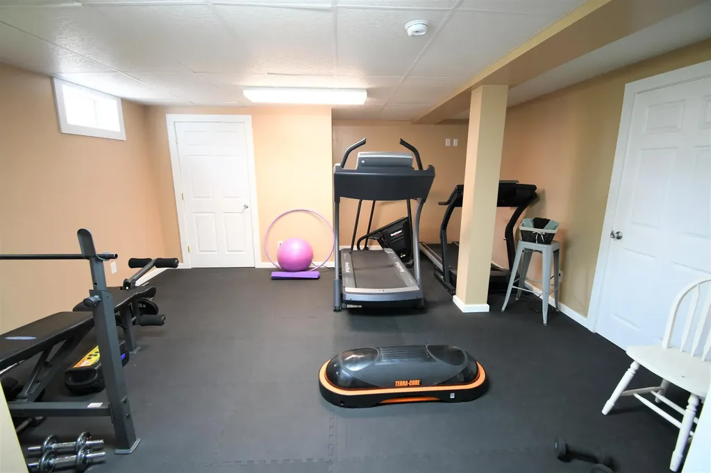 476 Stream Road Winterport ME 04496