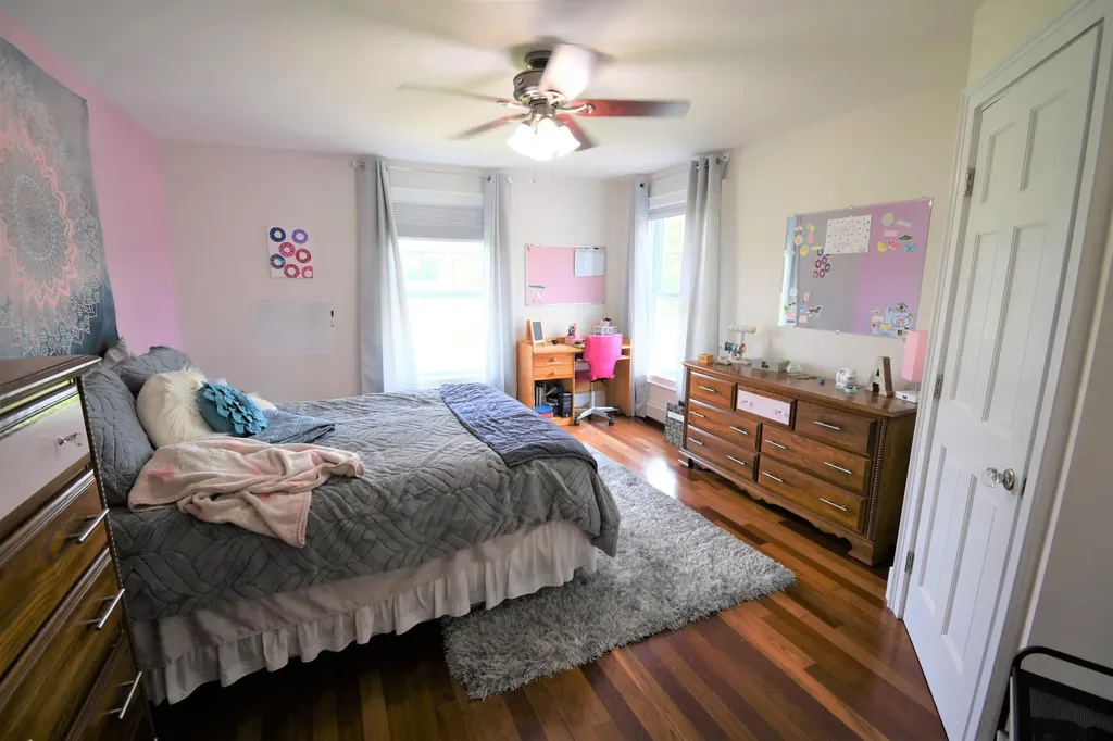 476 Stream Road Winterport ME 04496