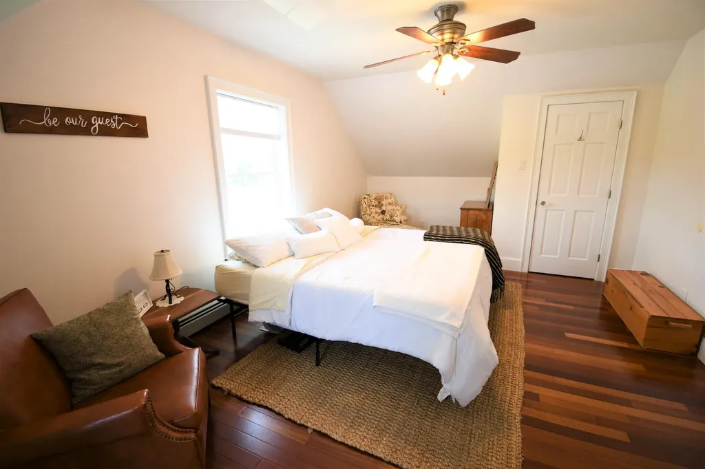 476 Stream Road Winterport ME 04496