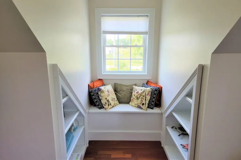 476 Stream Road Winterport ME 04496