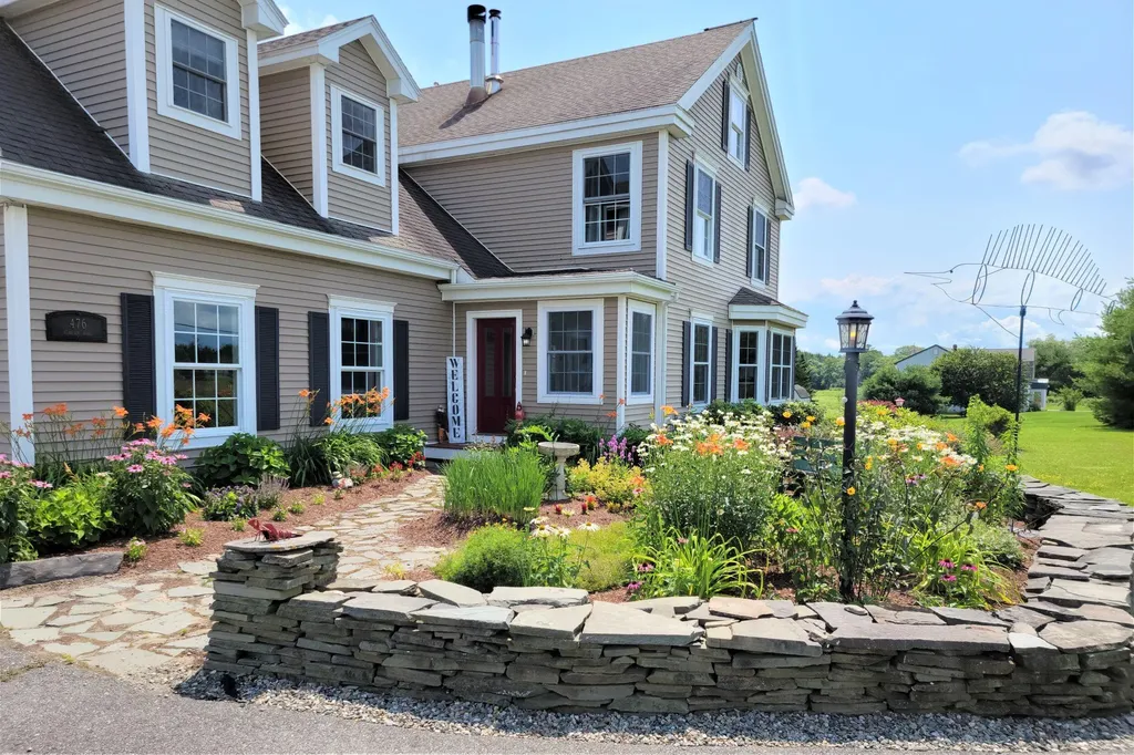 476 Stream Road Winterport ME 04496