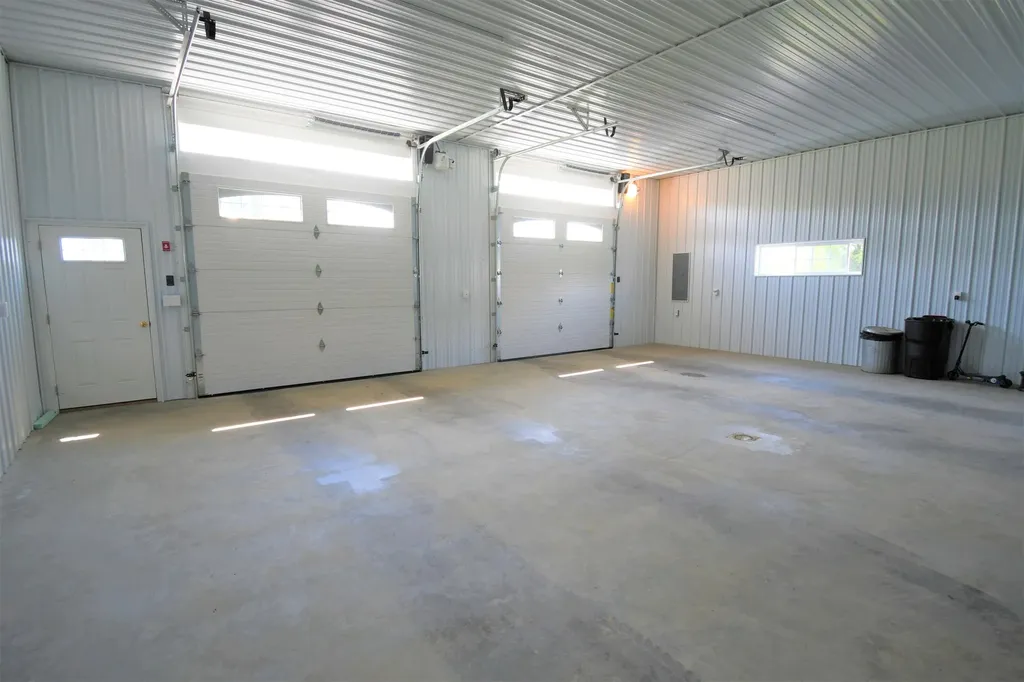 476 Stream Road Winterport ME 04496