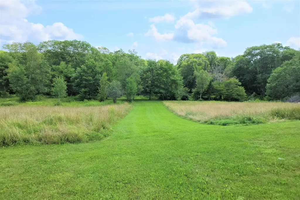 476 Stream Road Winterport ME 04496
