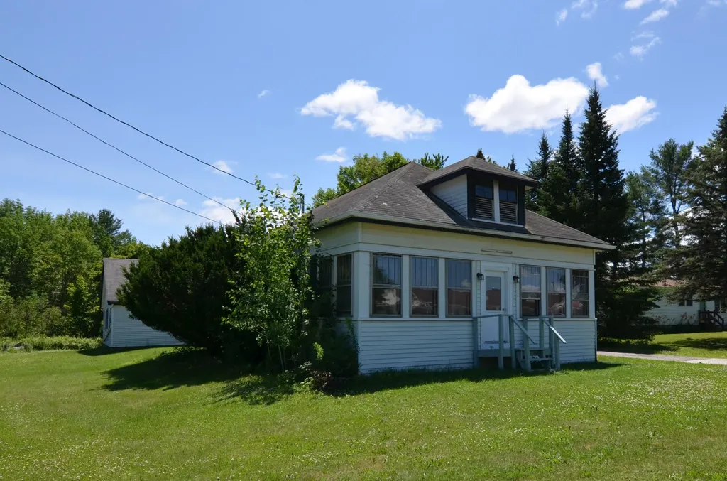 170 River Road Orrington ME 04474