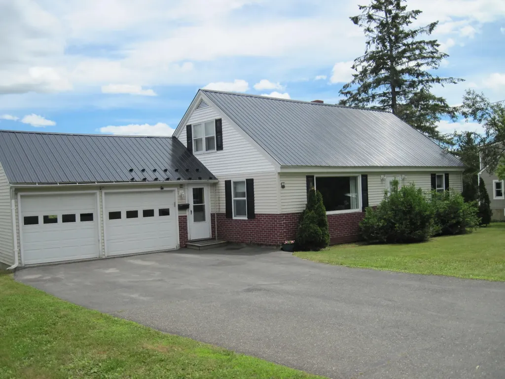 86 Dyer Street Presque Isle ME 04769