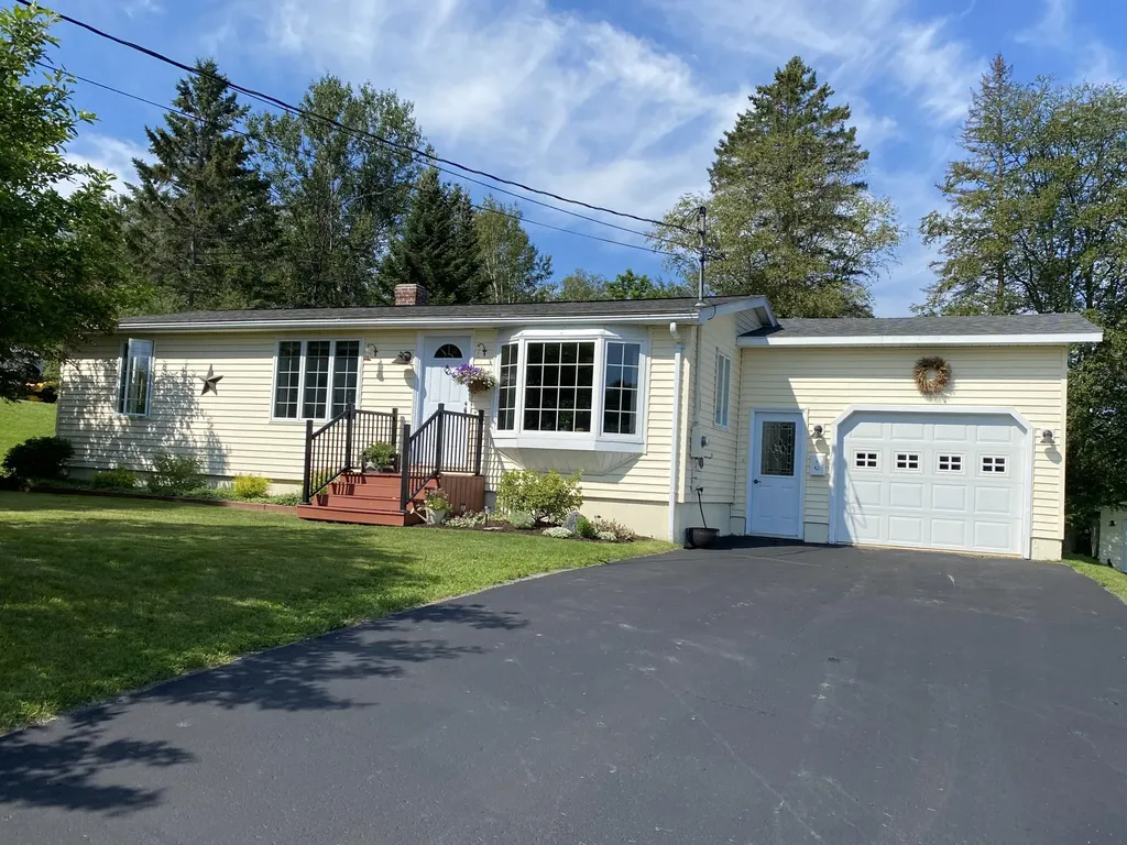 15 Third Avenue Fort Kent ME 04743