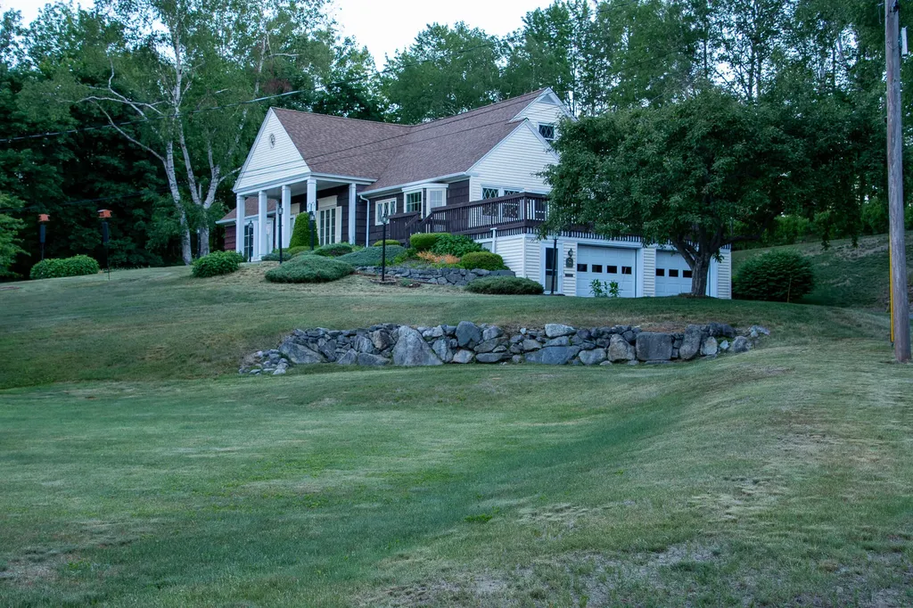 50 Crestmont Avenue Millinocket ME 04462