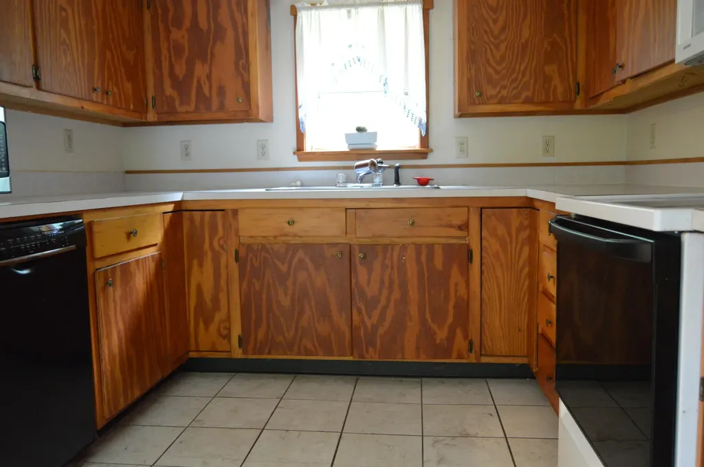 211 Lewiston Road Gray ME 04039