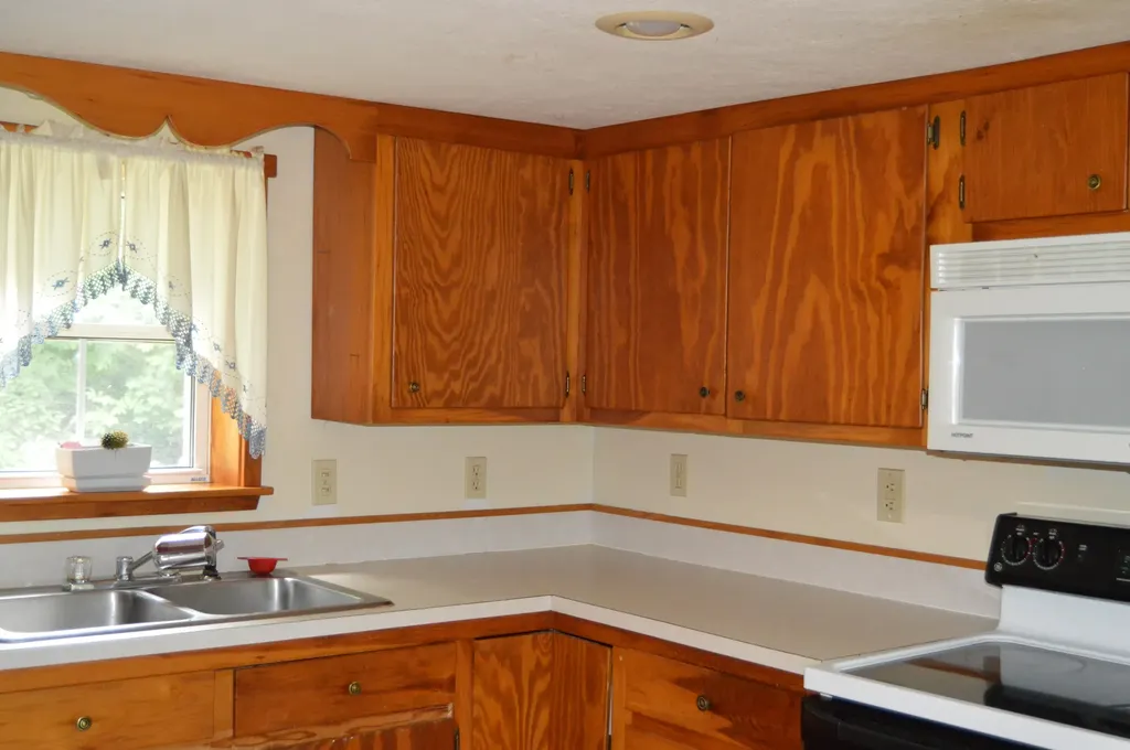 211 Lewiston Road Gray ME 04039